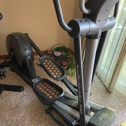 NordicTrack Audiostrider 990 Elliptical