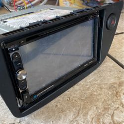 car stereo for any car that fits 