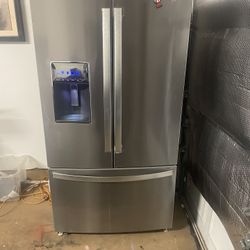 Whirlpool Refrigerator 36”