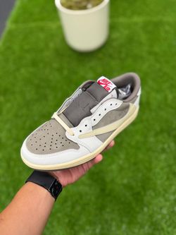 Jordan 1 Retro Low OG SP Travis Scott Reverse Mocha