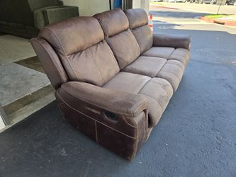 Recliner sofa