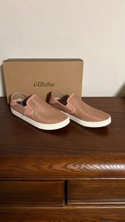 OluKai Shoes Size 8.5