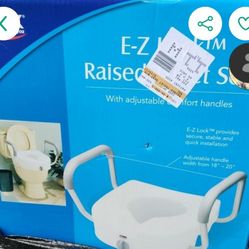 Raised Toilet Seat eZ LOCK By CAREX 