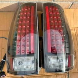 07-13 Chevy Tahoe/Suburban/GMC

Yukon/Yukon XL & Denali LED Tail Lights Luces Traseras Micas Calaveras