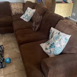 Sectional Sofá