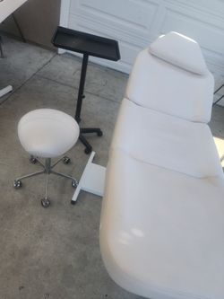 Massage  white leather