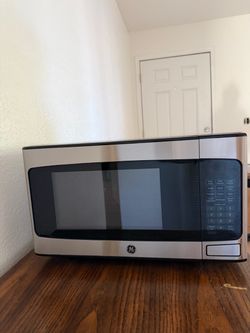 GE 1.1 Cu. Ft. Countertop Microwave Oven – Stainless Steel