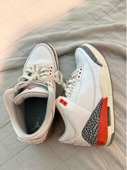 Mens Jordan 3s size 10.5