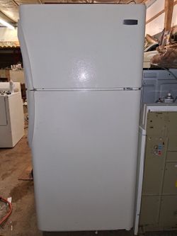 Frigidaire Refrigerator/Freezer 