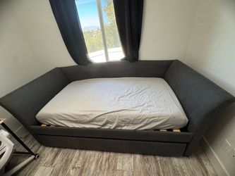 Twin Day Bed