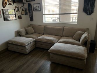 Sectional couch