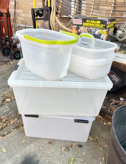 Clear Plastic Storage Bins and Tubs Set
