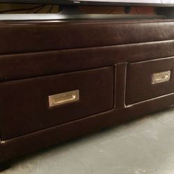 KURT BROWN LEATHER CONVERTIBLE OTTOMAN W/ LEATHER TOP