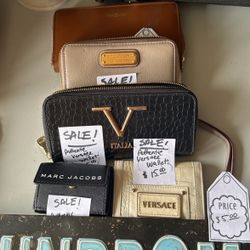 Authentic Wallets 