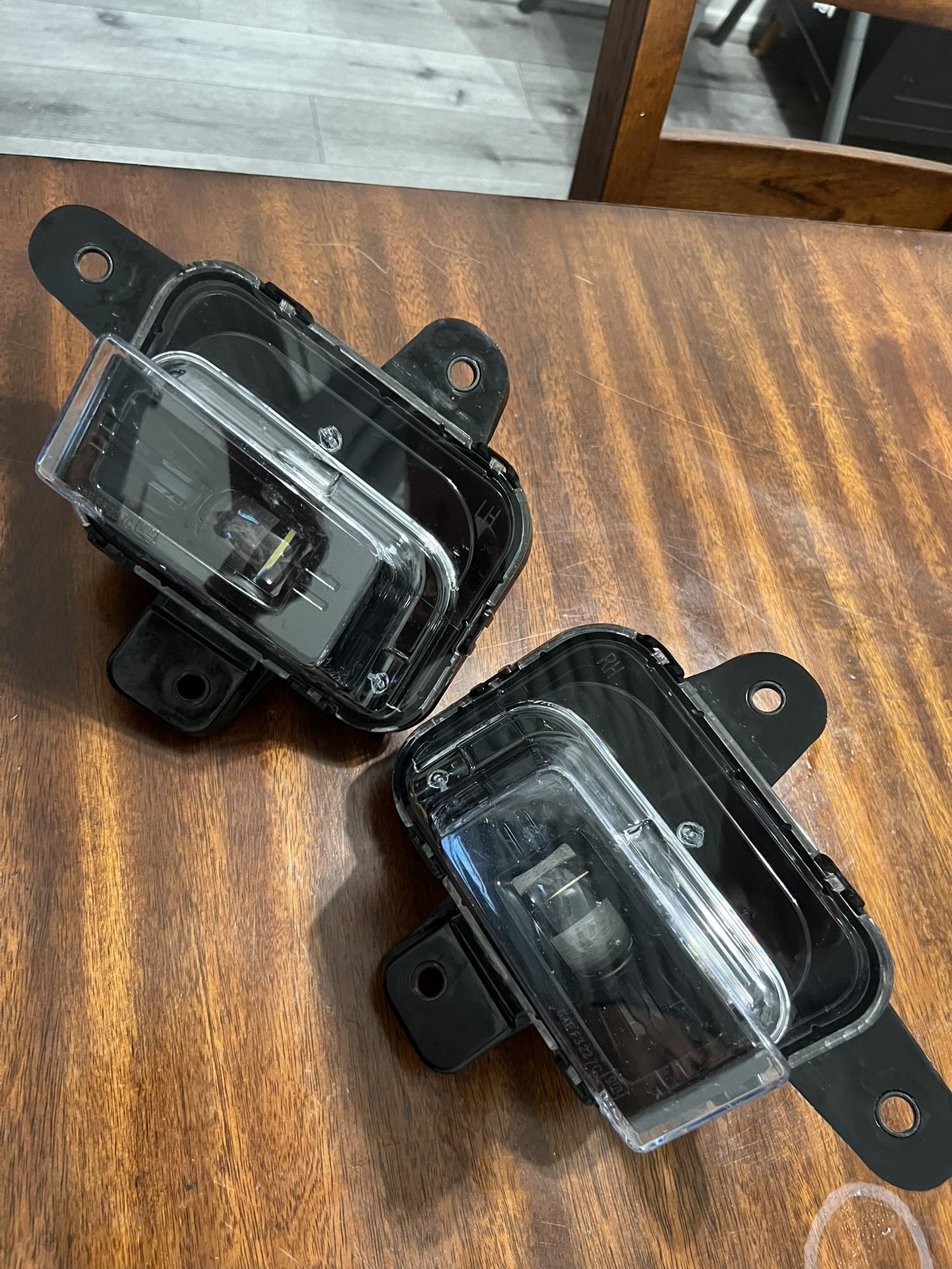 Fog lights for GMc Sierra 1(contact info removed)