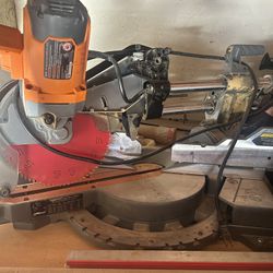 Sliding Miter Saw