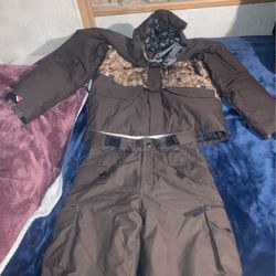 Youth Size Large Snowboard Jacket And Pants Size Medium. 
