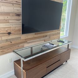 Samsung TV And Stand $500