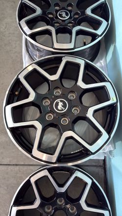 2025 Ford Bronco rims Rines de una ford Bronco 2025
