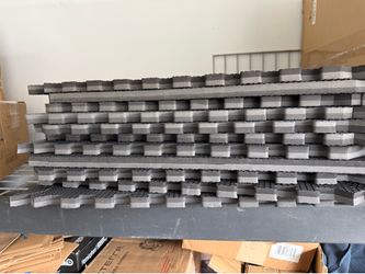 like New Foam Tiles 44 Square feet (11 Tiles)