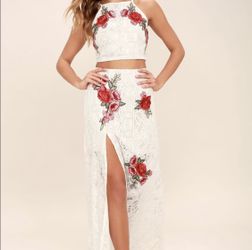 Floral Lace LuLus 2-piece Dress (Size Small)