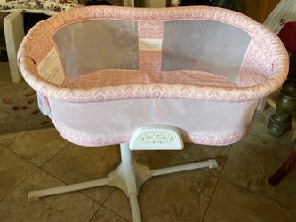 Halo Bassinet swivel Sleeper