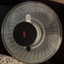 OXO Good Grips Large Salad Spinner Clear Bowl w/Colander & Lid 6.22 Qt. 10.5"