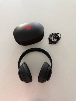Studio Wireless Beats