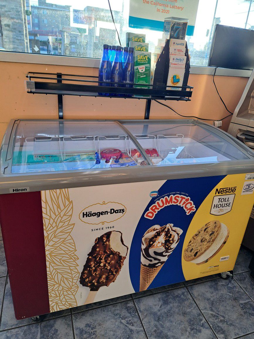 Ice Cream Frezzer Brand New Open Box for Sale in Wood-ridge, NJ - OfferUp