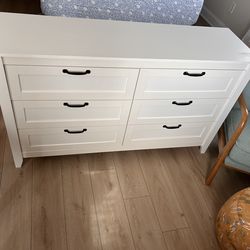 Free white dresser pick up only