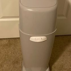 Diaper genie with bags
