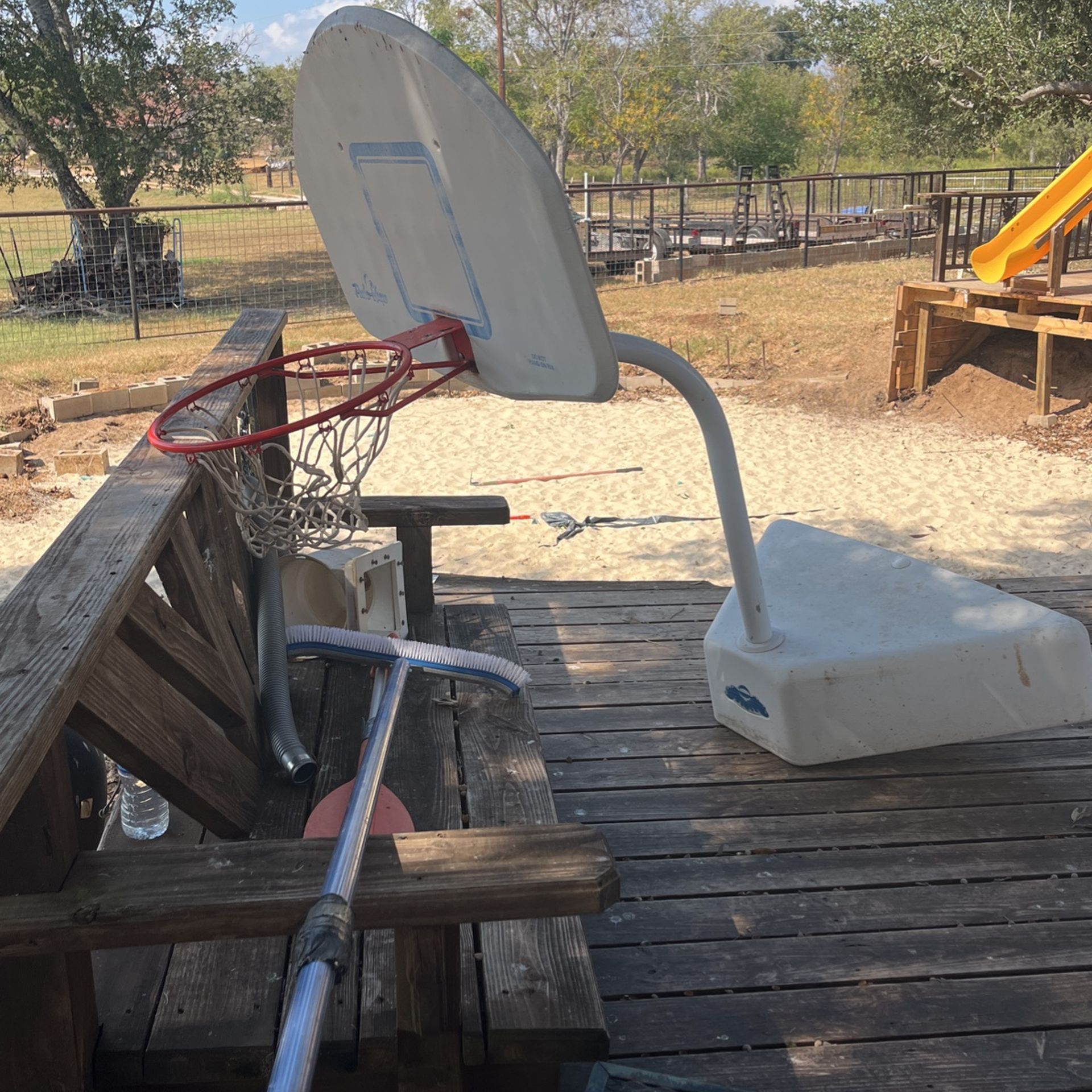 Poolside Basketball Hoop