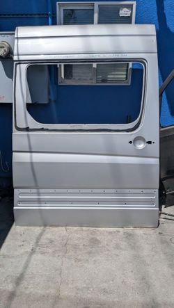 2019-2020-2021-2022-2023-2024 MERCEDES-BENZ SPRINTER RIGHT REAR SLIDING DOOR OEM USED #11296