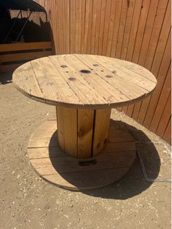 Large cable reel