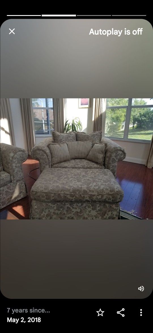 Chaise With Footstool