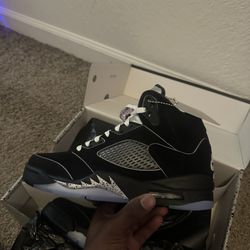 Brand New  Jordan 5 OG Black Metallic Reimagined Size 8‼️‼️‼️