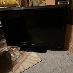 Vizio Flat Screen TV 31 Inch