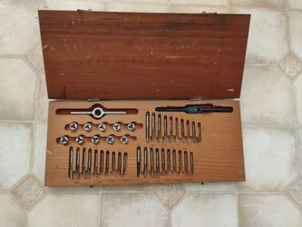 Vintage SAE Tap and Die set