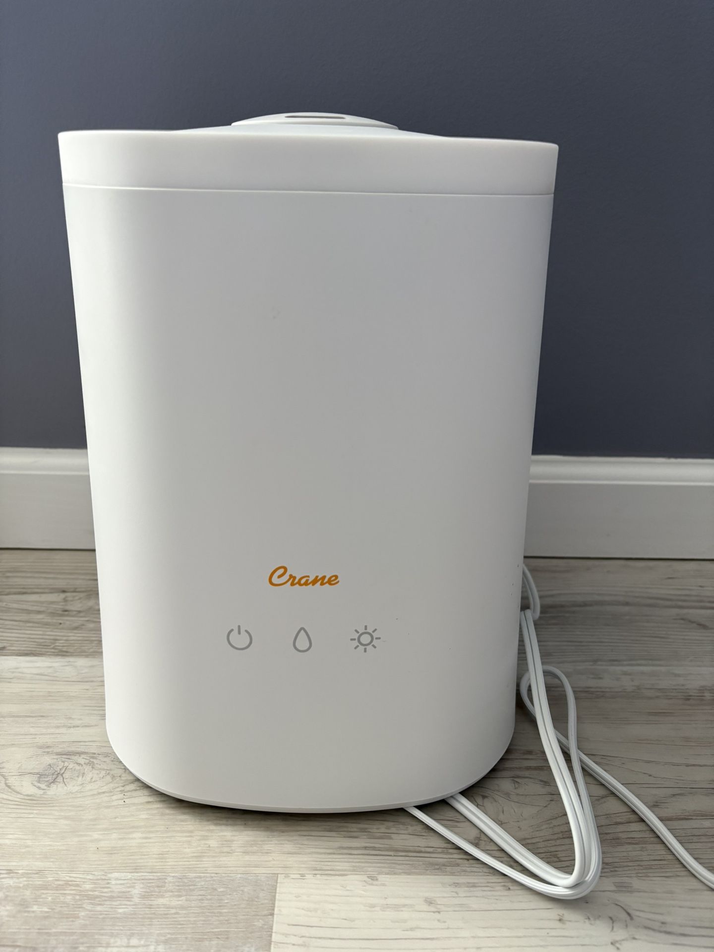 Crane 1.2 Gallon Cool Mist Top Fill Humidifier & Aroma Diffuser for Medium to Large Rooms