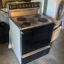 Whirlpool stove in excellent condition