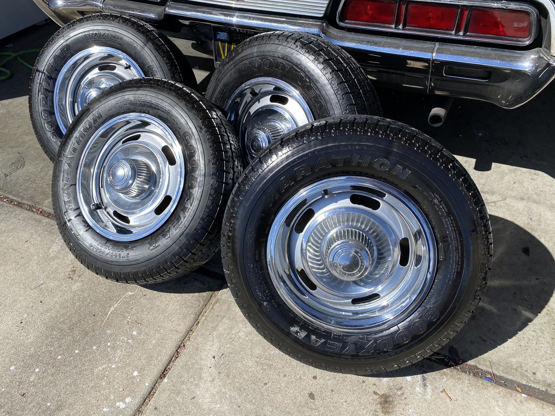 RALLY WHEELS rims 14 inch 205/75/14 tires rims are used tires are new