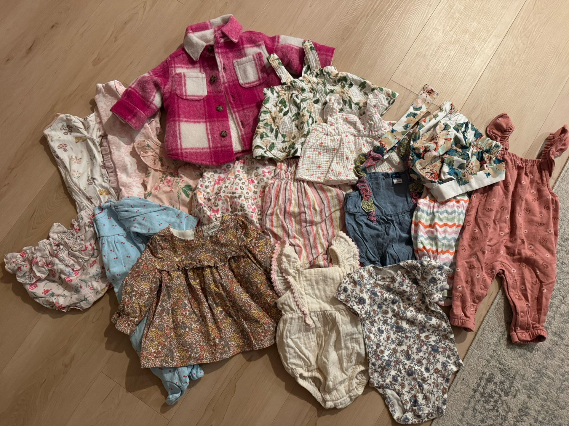 Baby Girl Clothes - 0-3 Months