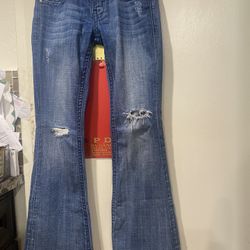 vigoss studio jean lady size 28 , Used ,$15 Each