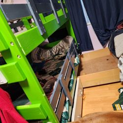 Twin Bunkbeds With Lots Of Drawers