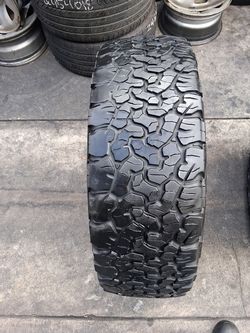 One LT 265/65/18 Bfgoodrich KO2