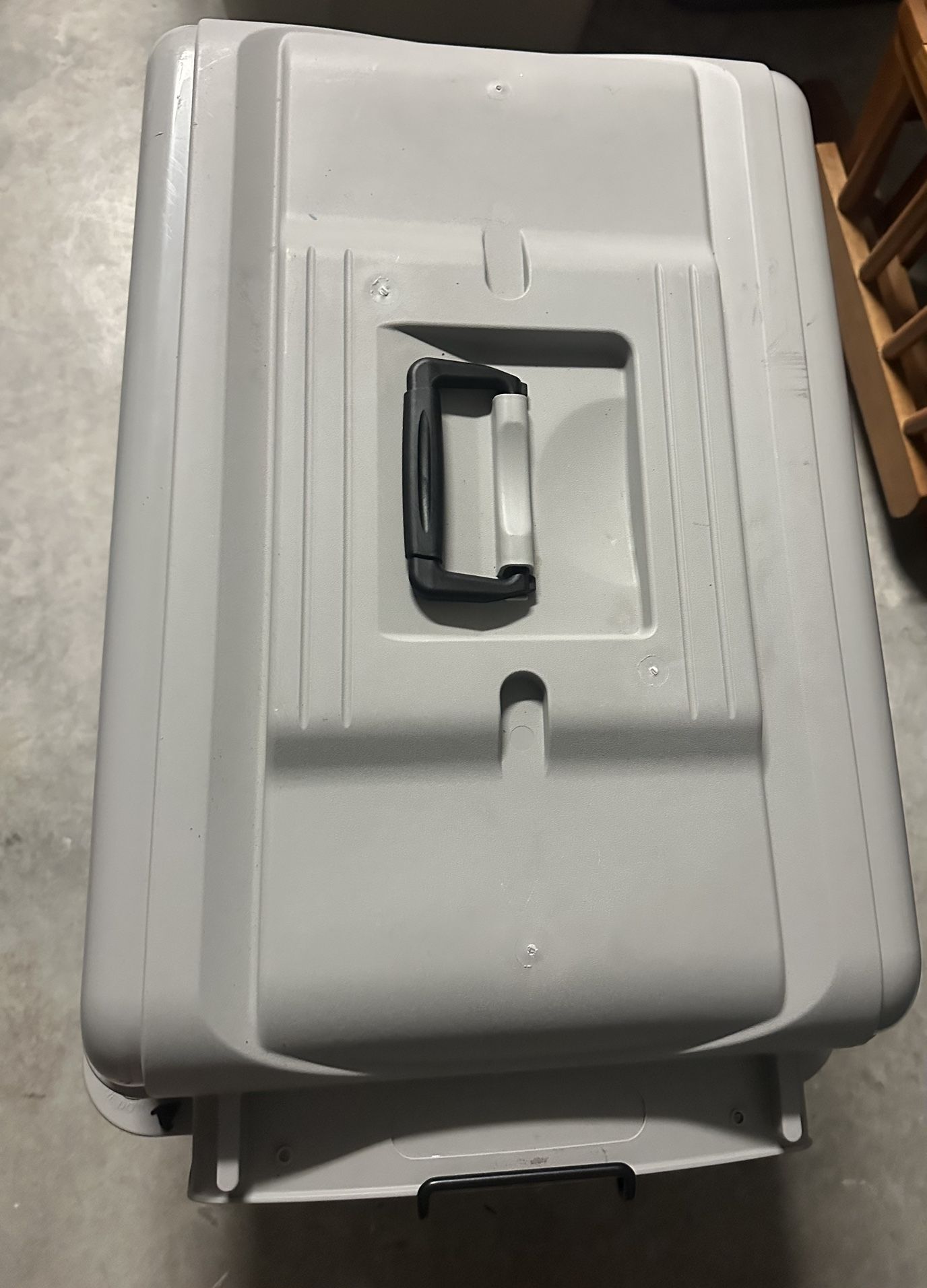 Small Dog Crate 