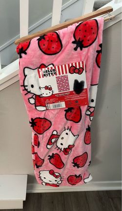 Hello Kitty Blanket