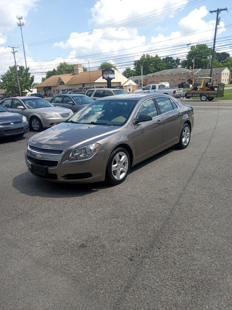 2012 CHEVY MALIBU - LOW MILES