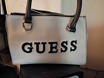 Guess Purse And Jewlery