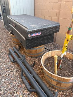 Truck tool chest